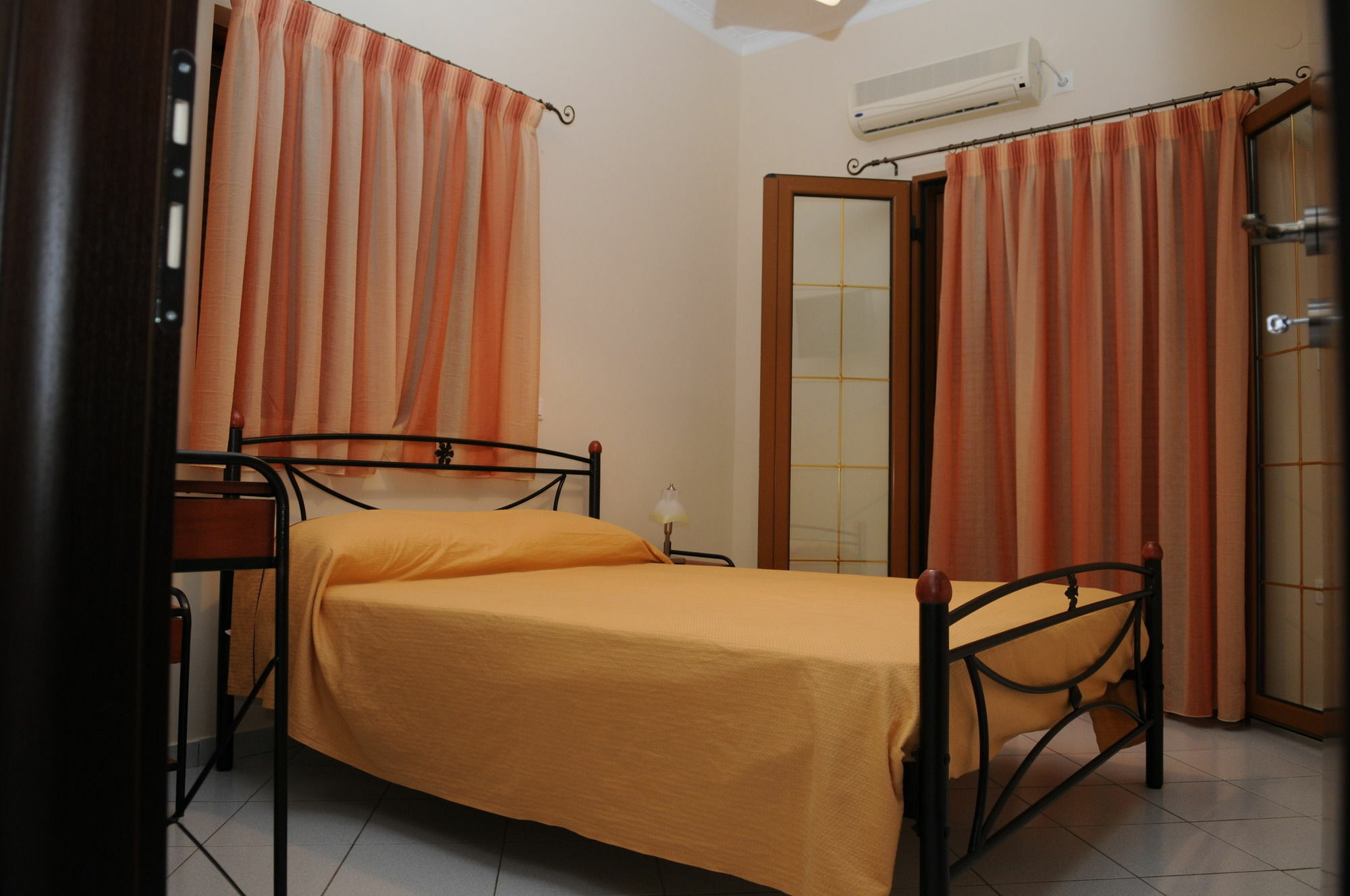 Sofia Apartments Mavrovouni  Екстер'єр фото